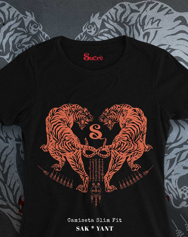 CAMISETA FEMININA SLIM FIT - SAK*YANT Camiseta BeSucrè   