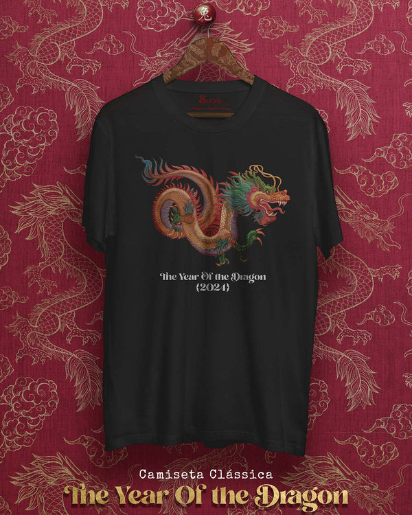 CAMISETA CLÁSSICA - THE YEAR OF THE DRAGON II Camiseta BeSucrè Preto P 