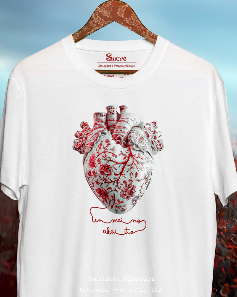 CAMISETA CLÁSSICA - UNMEI NO AKAI ITO RED Camiseta BeSucrè   