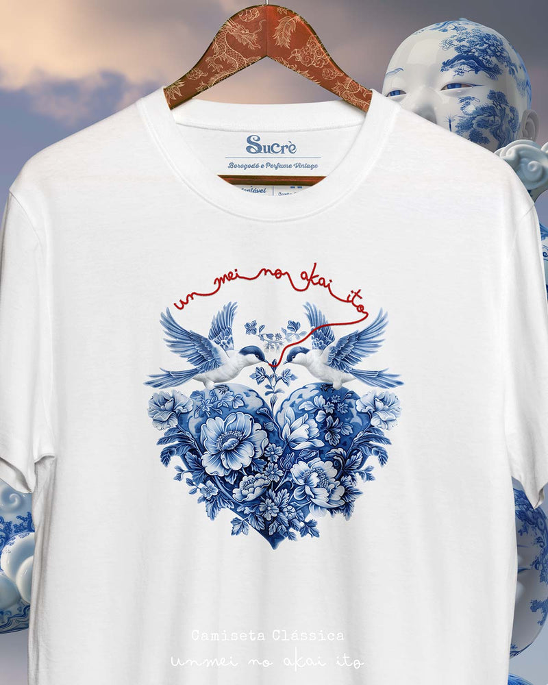 CAMISETA CLÁSSICA - UNMEI NO AKAI ITO II Camiseta BeSucrè   