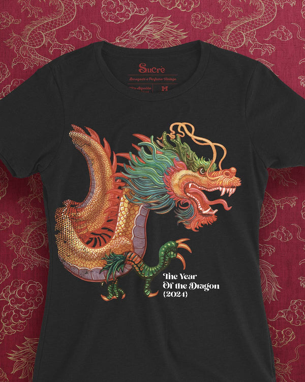 CAMISETA FEMININA SLIM FIT - THE YEAR OF THE DRAGON Camiseta BeSucrè   