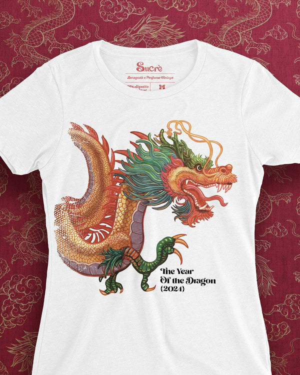 CAMISETA FEMININA SLIM FIT - THE YEAR OF THE DRAGON Camiseta BeSucrè   