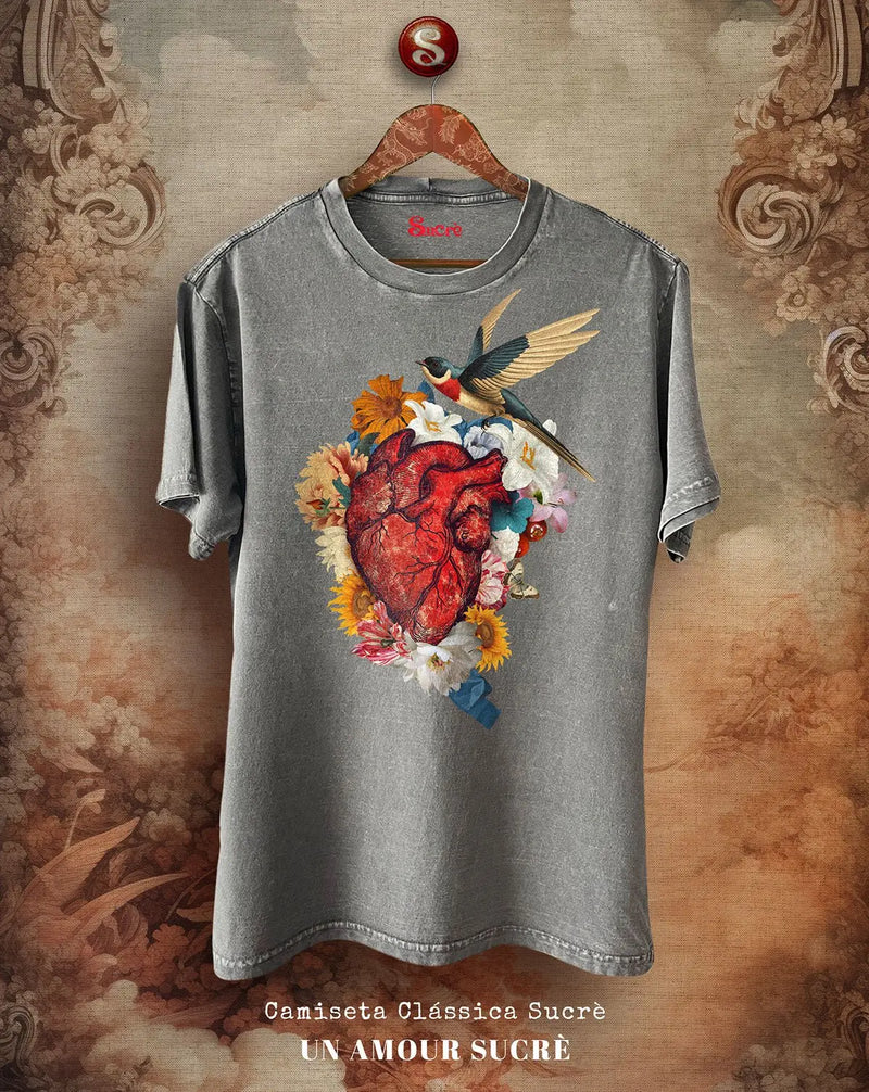 CAMISETA CLÁSSICA - AMOUR SUCRÈ Camiseta BeSucrè Cinza estonada P 