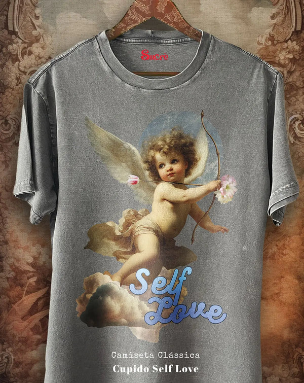 CAMISETA CLÁSSICA - CUPIDO SELF LOVE Camiseta BeSucrè   