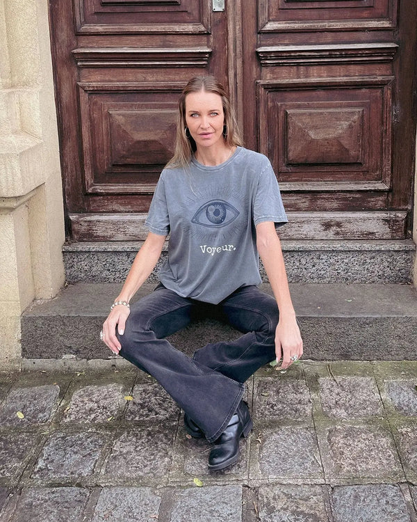 CAMISETA CLÁSSICA - VOYEUR Camiseta BeSucrè   