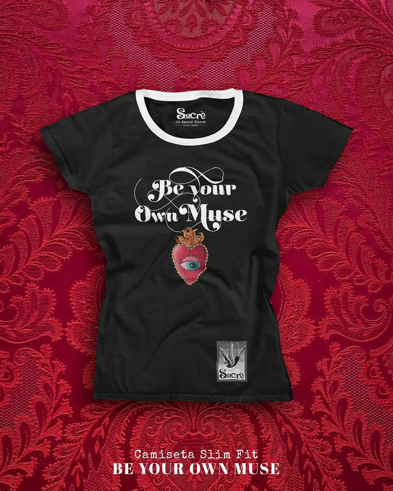 CAMISETA FEMININA SLIM FIT - BE YOUR OWN MUSE Camiseta BeSucrè Preto P 