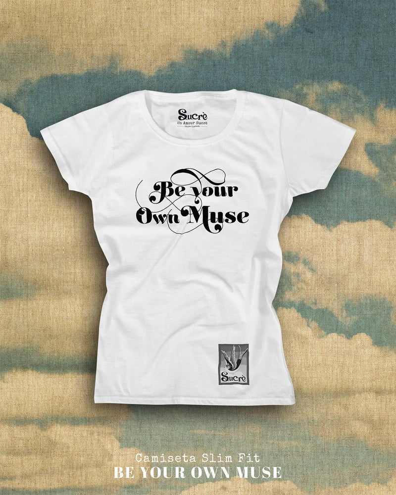 CAMISETA FEMININA SLIM FIT - BE YOUR OWN MUSE Camiseta BeSucrè Branca P 