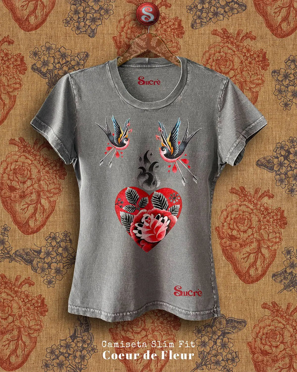 CAMISETA FEMININA SLIM FIT - COEUR DE FLEUR Camiseta BeSucrè Cinza estonada P 